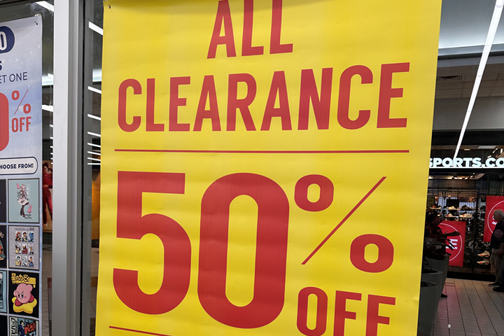 FYE engages in deceptive advertising to deceive consumers